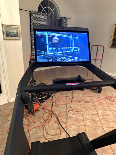 Peloton tread electric - peloton,